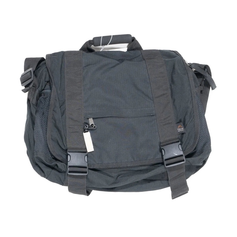 Trager Seattle Messenger Bag